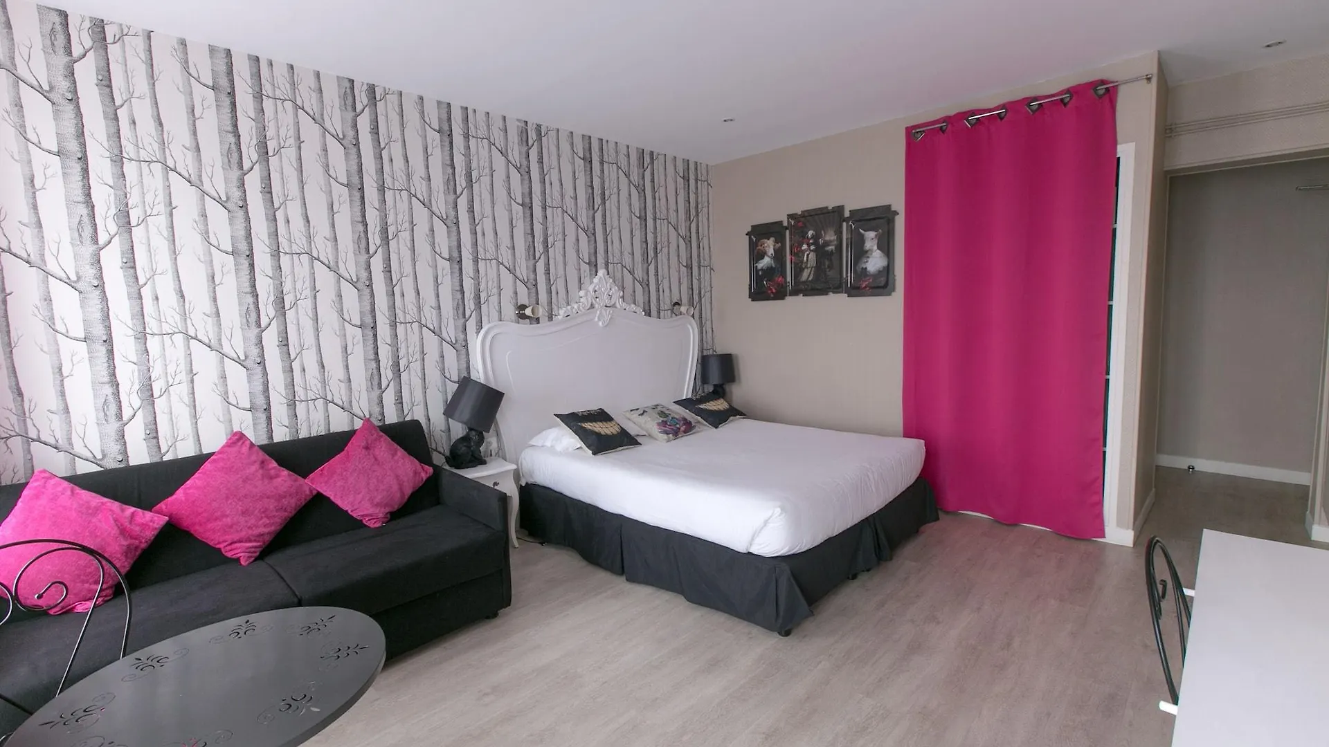Ideal Design Hotel 3*