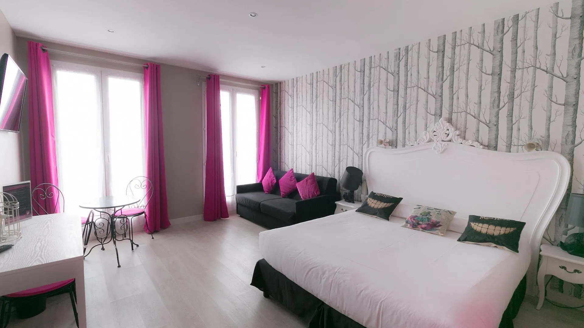 Hotel Ideal Design 3*