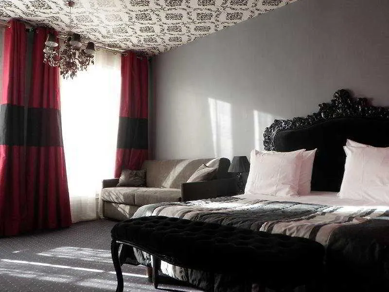 Ideal Design מלון